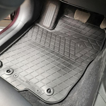 Резиновые коврики Toyota RAV 4 (XA40) 2013-2018 комплект из 4 штук Stingray. Фото 2