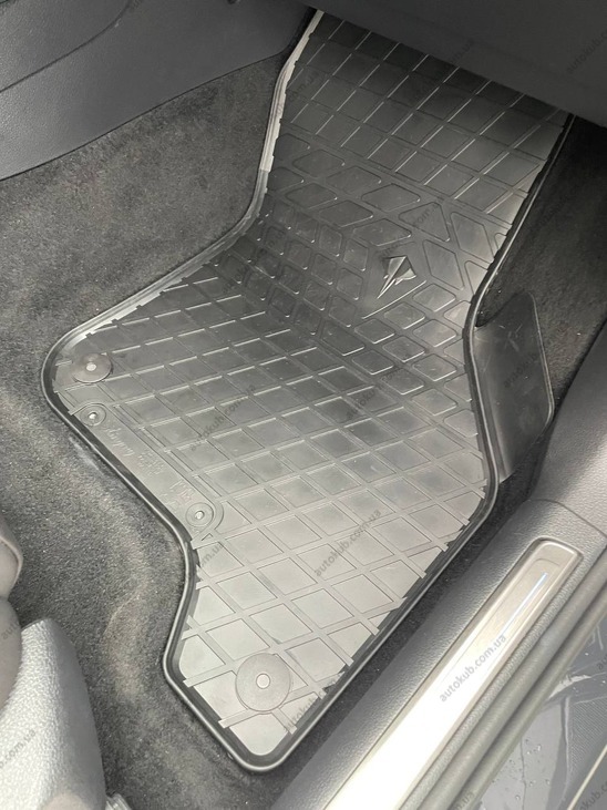 Резиновые коврики Volkswagen e-Golf (2014-2020) комплект из 4 штук Stingray. Фото 7