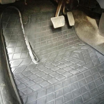 Резиновые коврики Chevrolet Aveo T250 2005-... комплект из 4 штук Stingray. Фото 2