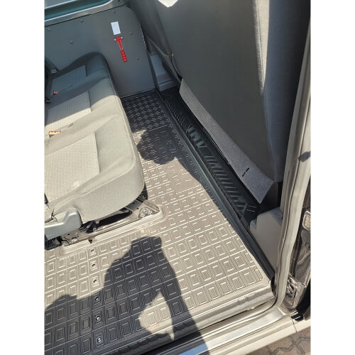 Коврики в салон Ford Transit (2014-...) пасс (2-й ряд) (Avto-Gumm). Фото 4
