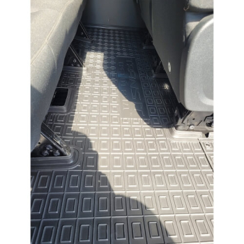 Коврики в салон Ford Transit (2014-...) пассажир (3-й ряд) (Avto-Gumm). Фото 5
