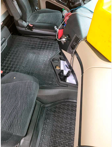 Коврики в салон Mercedes Benz ACTROS Mp4 (2011-2018) не плоское дно (Avto-Gumm). Фото 15
