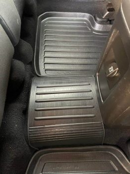 3D килимки для FIAT Freemont (2011-2016)  з бортиками 30 мм (Stingray). Фото 3