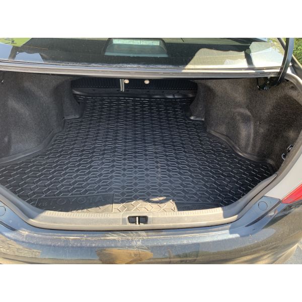 Коврик в багажник для Toyota Camry VX55 2011-2014 USA Резиновые (Avto-Gumm). Фото 2