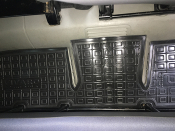 Коврики в салон Renault Trafic 2 02-/Opel Vivaro 02- (2-й ряд) (Avto-Gumm). Фото 7