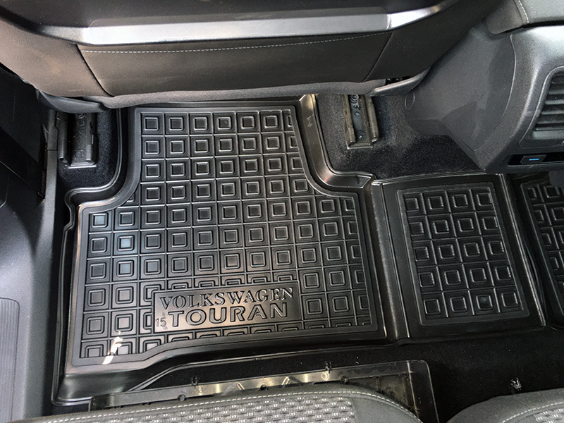 Резиновые коврики в салон Volkswagen Touran II (2015-...) Avto-Gumm. Фото 12