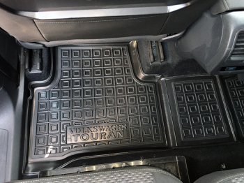Резиновые коврики в салон Volkswagen Touran II (2015-...) Avto-Gumm. Фото 12