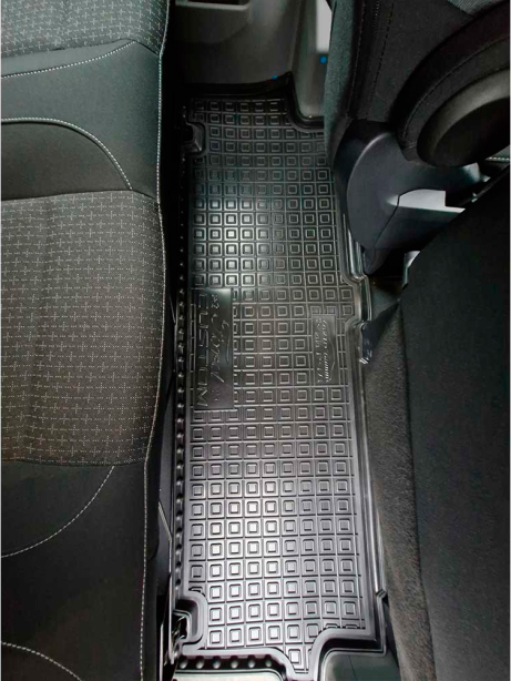 Автомобильные коврики в салон Ford Custom 2024 - 2-й ряд (AVTO-Gumm)