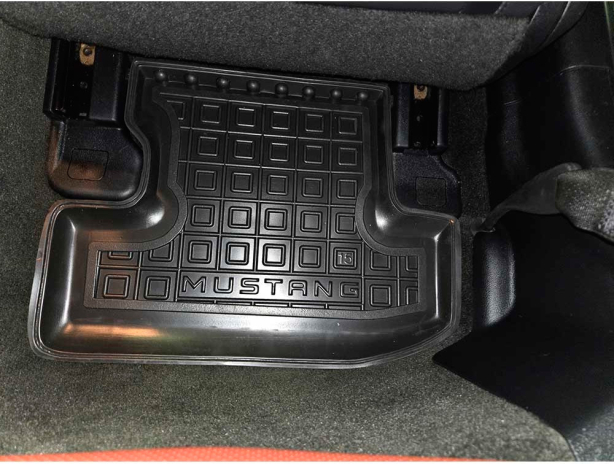 Резиновые коврики в салон Ford Mustang 2015-2023 (Avto-Gumm). Фото 3
