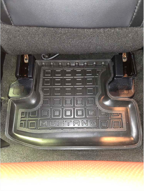 Резиновые коврики в салон Ford Mustang 2015-2023 (Avto-Gumm). Фото 4