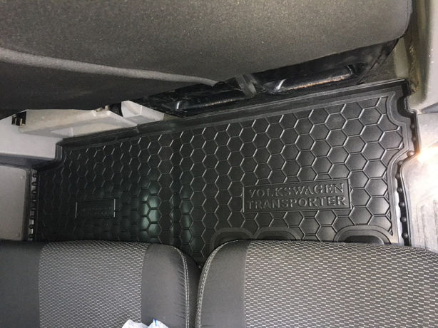 Автомобильные коврики в салон Volkswagen T5 Caravelle 2010- (2-й ряд) без печки (Avto-Gumm). Фото 2