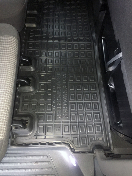 Автомобильные коврики в салон Volkswagen T5/T6 Transporter 2003- 2-й ряд (Avto-Gumm). Фото 2