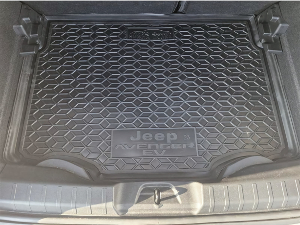 Автомобильный коврик в багажник Jeep Avenger EV 2023- нижняя полка (AVTO-Gumm)