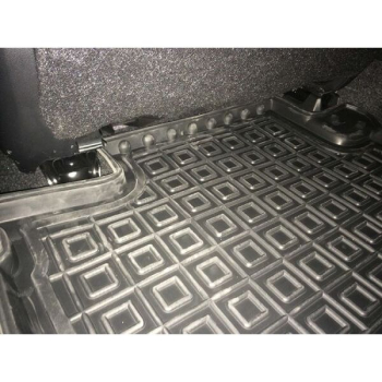 Коврики в салон Toyota Hilux VIII (2015–...) Avto-Gumm. Фото 7
