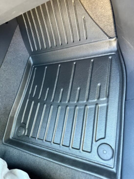 3D килимки Audi Q5 e-tron (2021-...) (5/6 місць) з бортиками 30 мм (Stingray). Фото 7