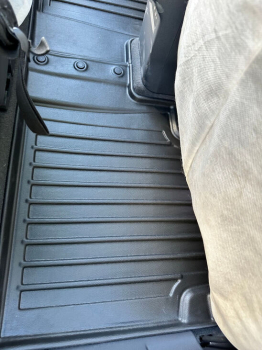 3D килимки Audi Q5 e-tron (2021-...) (5/6 місць) з бортиками 30 мм (Stingray). Фото 5