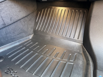 3D килимки BMW X5 (G05) (2018-...) з бортиками 30 мм (Stingray). Фото 12