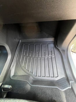 3D килимки Chevrolet Bolt EUV (2022-...) з бортиками 30 мм (Stingray). Фото 2