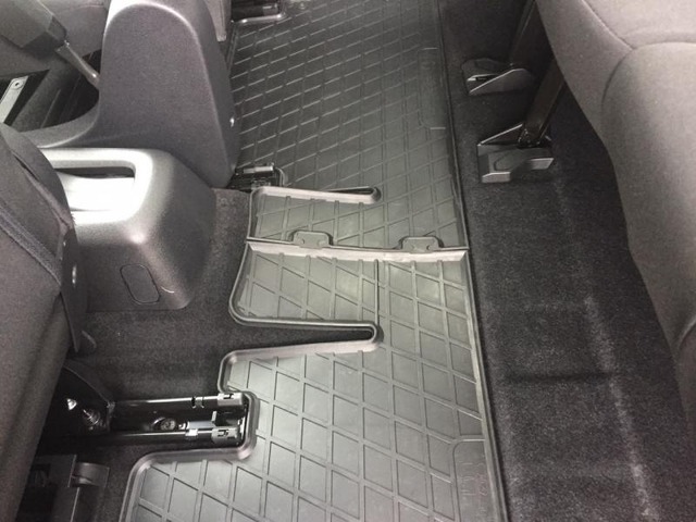 Гумові килимки Citroen Berlingo III (2018-...) кліпса СР2 комплект з 4 штук (Stingray). Фото 2