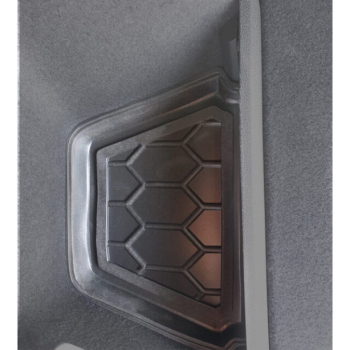 Коврик в багажник Audi Q3 (F3) (2019-...) Верхняя полка Резиновые Avto-Gumm. Фото 5