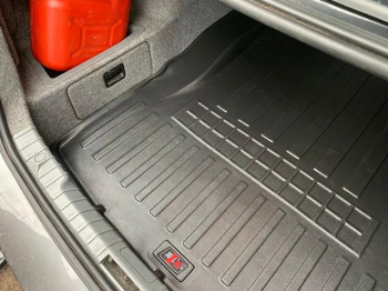 Коврик в багажник BMW 3 (E90) (2004-2013) (Sedan) з бортиками 30 мм (Stingray). Фото 4