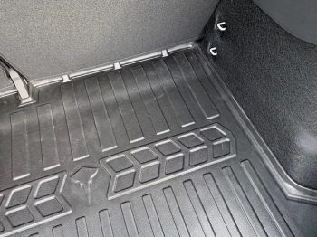 Коврик в багажник Cupra Born (2021-...) з бортиками 30 мм (Stingray). Фото 5