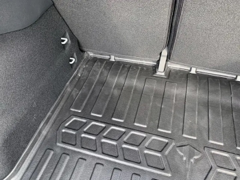 Коврик в багажник Cupra Born (2021-...) з бортиками 30 мм (Stingray). Фото 4