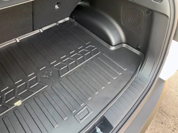 Коврик в багажник HYUNDAI Tucson (NX4) hybrid (2021-...) с бортиками 30 мм Stingray. Фото 4