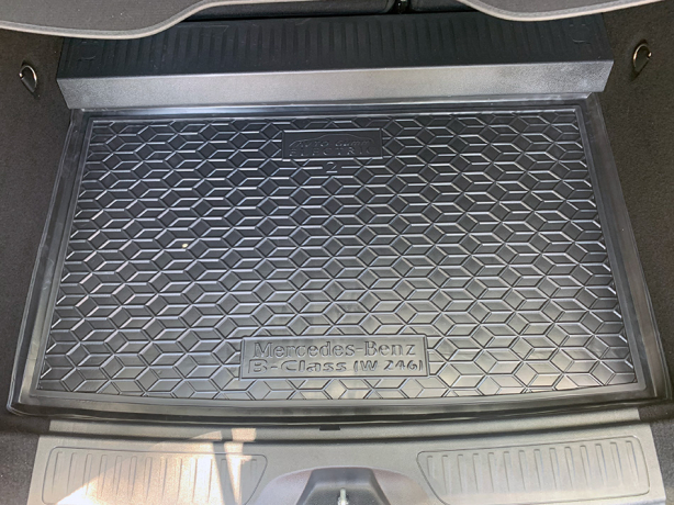 Коврик в багажник Mercedes B (W246) 2014- Electric Drive нижний (Avto-Gumm). Фото 3