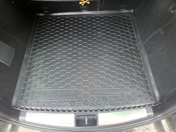 Килимок в багажник для Mercedes ML (W164) 2005- (Avto-Gumm). Фото 3
