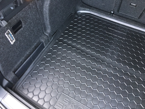 Коврик в багажник Skoda Superb III (3V) (2015-...) Universal (Avto-Gumm). Фото 6
