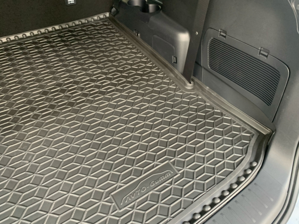 Коврик в багажник Toyota Highlander (XU70) 2019-... с ушком AVTO-Gumm. Фото 6