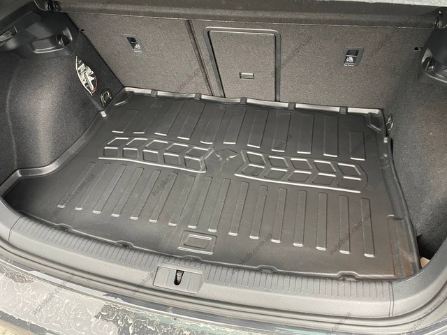 Коврик в багажник Volkswagen e-Golf (2014-2020) с бортиками 30 мм (Stingray). Фото 2