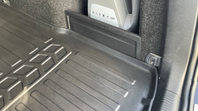 Коврик в багажник Volkswagen Passat B7 (2010-2014) Universal с бортиками 30 мм Stingray. Фото 5