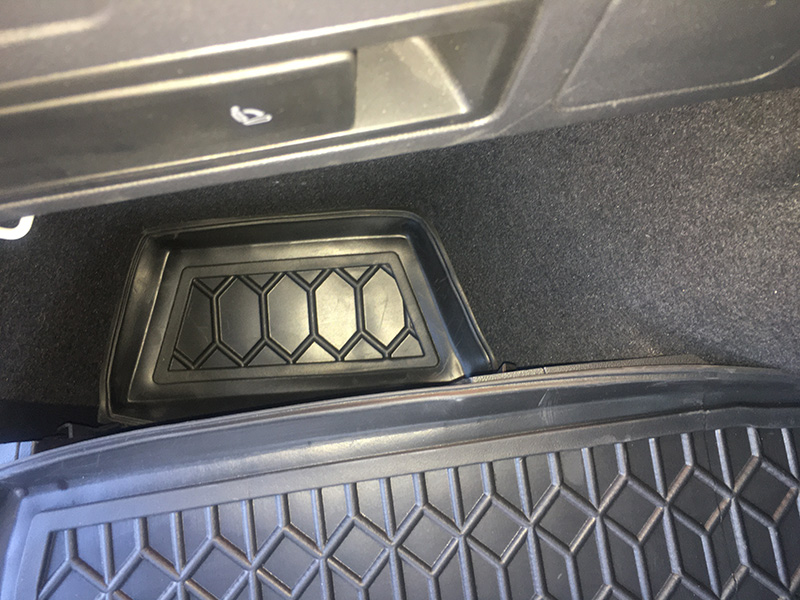 Коврик в багажник Volkswagen Tiguan Allspace 2018- 5 мест (Avto-Gumm). Фото 6