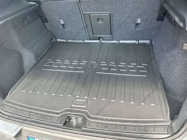 Килимок в багажник для Volvo XC40 RECHARGE (2020-...) з бортиками 30 мм (Stingray). Фото 2