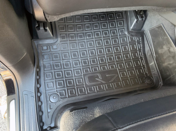Коврики в салон Audi Q7 (4L) (2005–2015) (Avto-Gumm). Фото 6