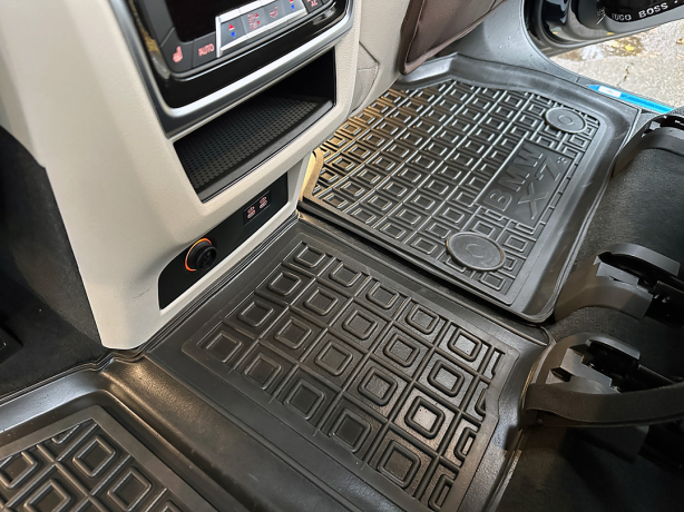 Коврики в салон BMW X7 (G07) (2018-..) Резиновые Avto-Gumm. Фото 17