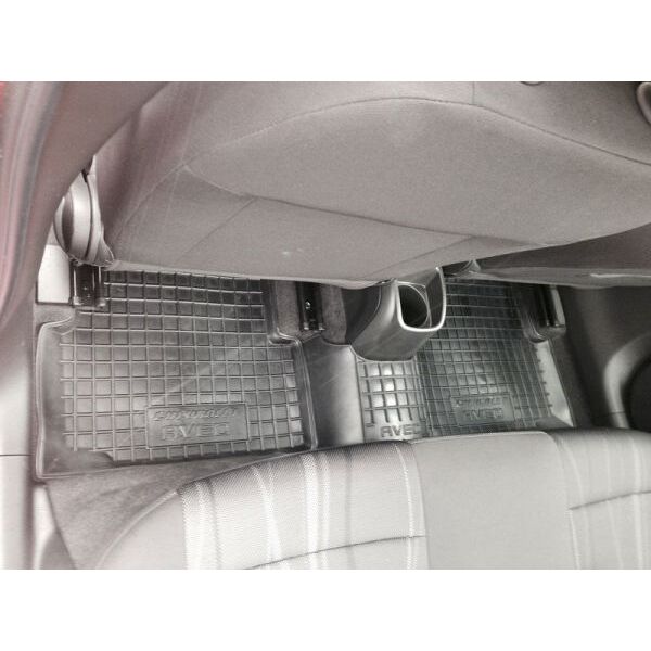 Коврики в салон Chevrolet Aveo T300 2011-... Avto-Gumm. Фото 7