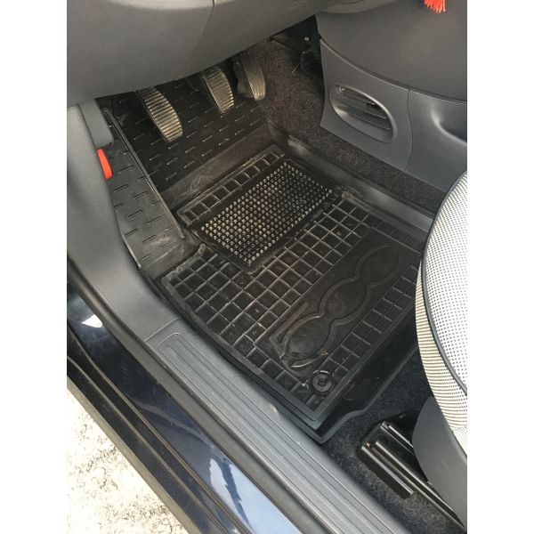 Резиновые коврики в салон Fiat 500 (2007-...) Avto-Gumm. Фото 2
