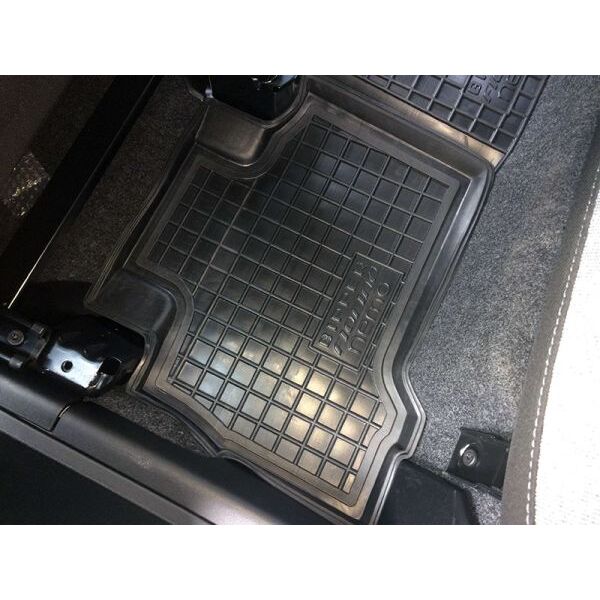 Коврики в салон Fiat Qubo/Fiorino 08-/Citroen Nemo 07-/Peugeot Bipper 08- (Avto-Gumm). Фото 8