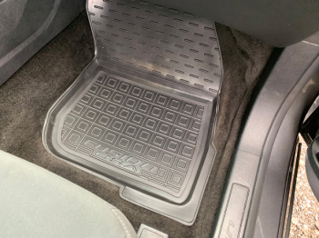 Коврики в салон Ford Fusion (USA) (restail) (2016-...) (Avto-Gumm). Фото 7