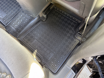 Коврики в салон Hyundai Santa Fe I (SM) (2001-2006) (Avto-Gumm). Фото 33