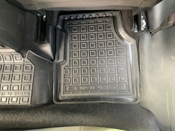 Резиновые коврики в салон Jeep Compass II (2016-…) (Avto-Gumm). Фото 9