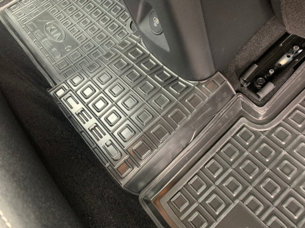 Резиновые коврики в салон Kia Ceed III (2018-...) Avto-Gumm. Фото 18