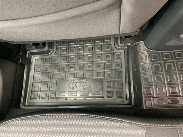Резиновые коврики в салон Kia Ceed III (2018-...) Avto-Gumm. Фото 19