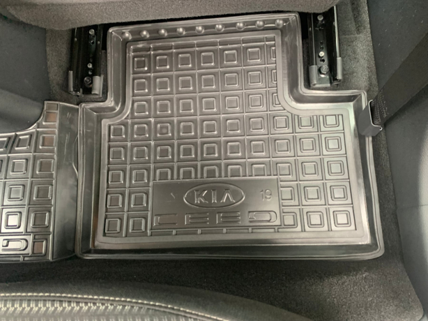 Резиновые коврики в салон Kia Ceed III (2018-...) Avto-Gumm. Фото 17