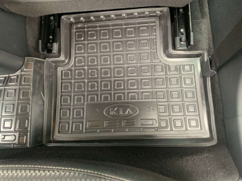 Резиновые коврики в салон Kia Ceed III (2018-...) Avto-Gumm. Фото 7