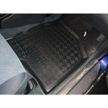 Резиновые коврики в салон Mazda 323 BA 1994-1998 Avto-Gumm. Фото 10