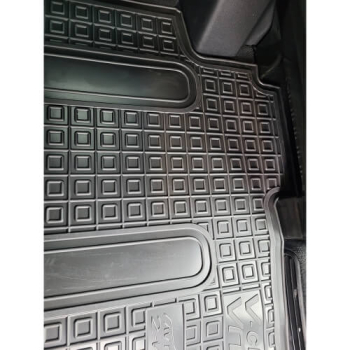 Коврики в салон Mercedes Benz W447 Vito III 2014-... 2-й ряд Avto-Gumm. Фото 2